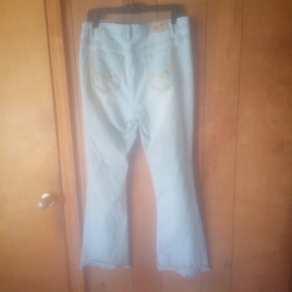 true luck plus size womens distressed jeans size 16 - Picture 5 of 8